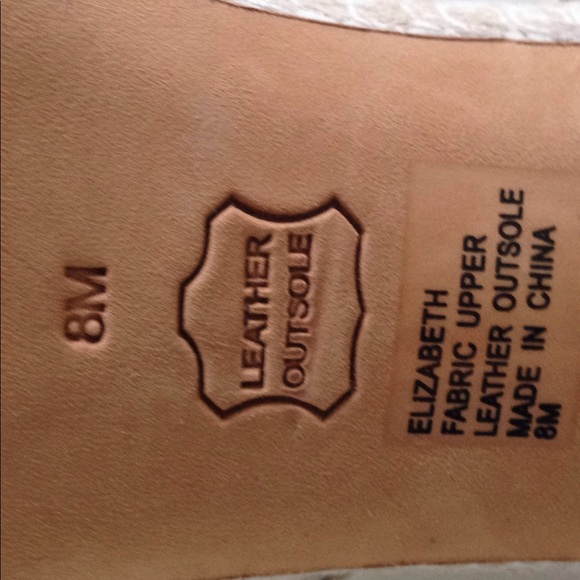 Shoes. Silver - Picture 7 of 7